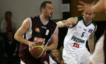 Nitra prekvapila majstra dvojicou Votroubek – Ivan