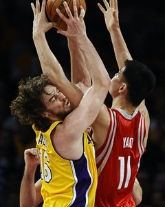 Fotogaléria k nočným stretnutiam NBA zo 4. mája
