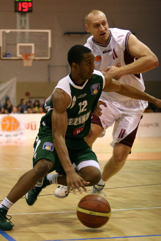 Pezinok, Černický aj Williams vyrovnali na 1:1