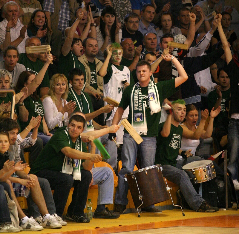 Pezinčania na finále zadarmo