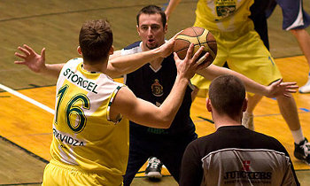 Všetky zraky smerujú do Handlovej, hrá sa derby