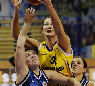 V Košiciach po Crossleyovej skončila aj Lisinová