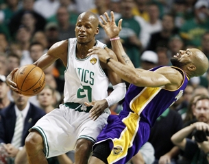Celtics jedno víťazstvo od svojho osemnásteho titulu