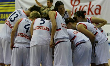 V Szombathelyi prehra Sloveniek s Austrálčankami