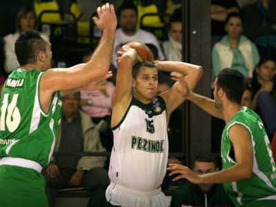 Fotogaléria zo zápasu Pezinok – Handlová
