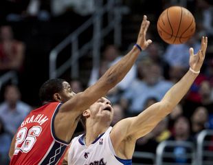 Prvá prehra Hornets, nestačili na Dallas