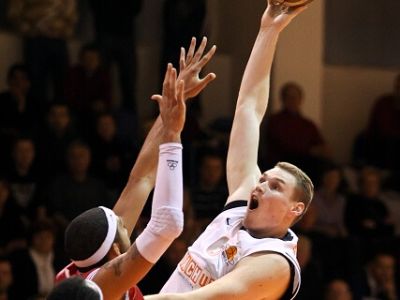 Tomek hráčom mesiaca november
