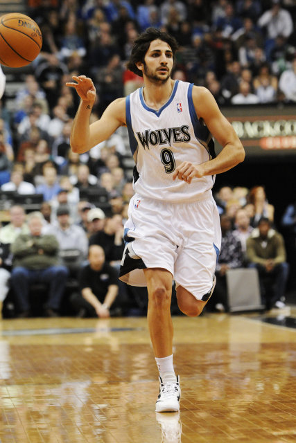 Rubio si získava fanúšikov NBA, Veselý stále nehrá