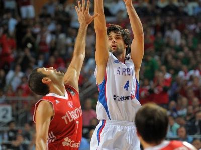 V drese Srbska proti SR zrejme aj Teodosič s Krstičom