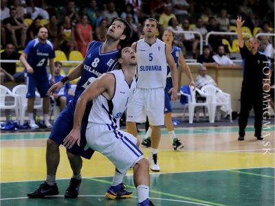 Reprezentáciu brzdia aj konflikty