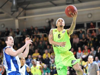 Hviezdou kola Brandon Fields