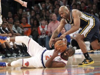 Utah hodil záchranné lano Lakers