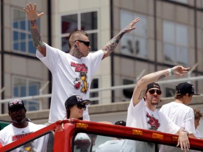 Poďakovanie hráčovi á la Miami: celostranová reklama