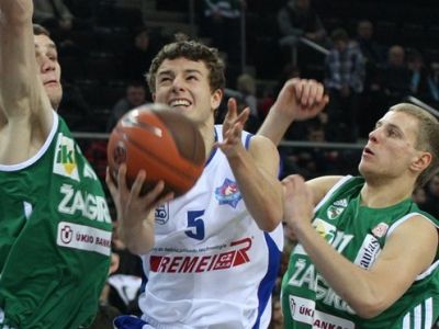 Odmietol bundesligu, aby išiel za univerzitným snom