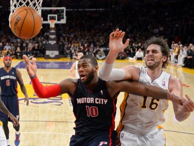 Lakers zdolali Detroit, pokračuje séria Portlandu