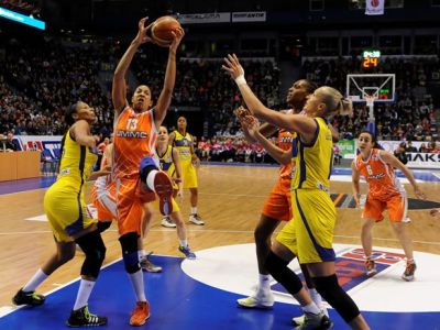 Mimoriadny basketbal vo formáte 5D