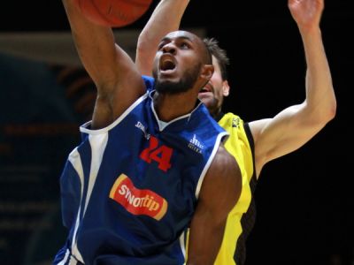 Frazier tvrdil: Najprv som otec a potom basketbalista