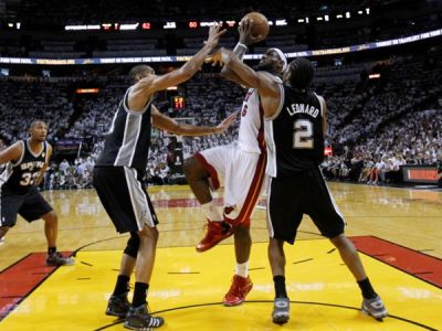 Spurs ovládli aj druhý zápas v Miami