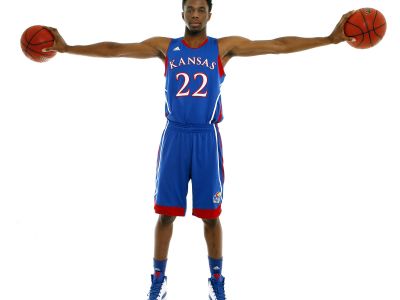 Draftová jednotka Wiggins má štvorročnú zmluvu s Clevelandom