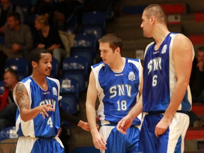 Novoveskí basketbalisti začínajú pod prievidzskými košmi