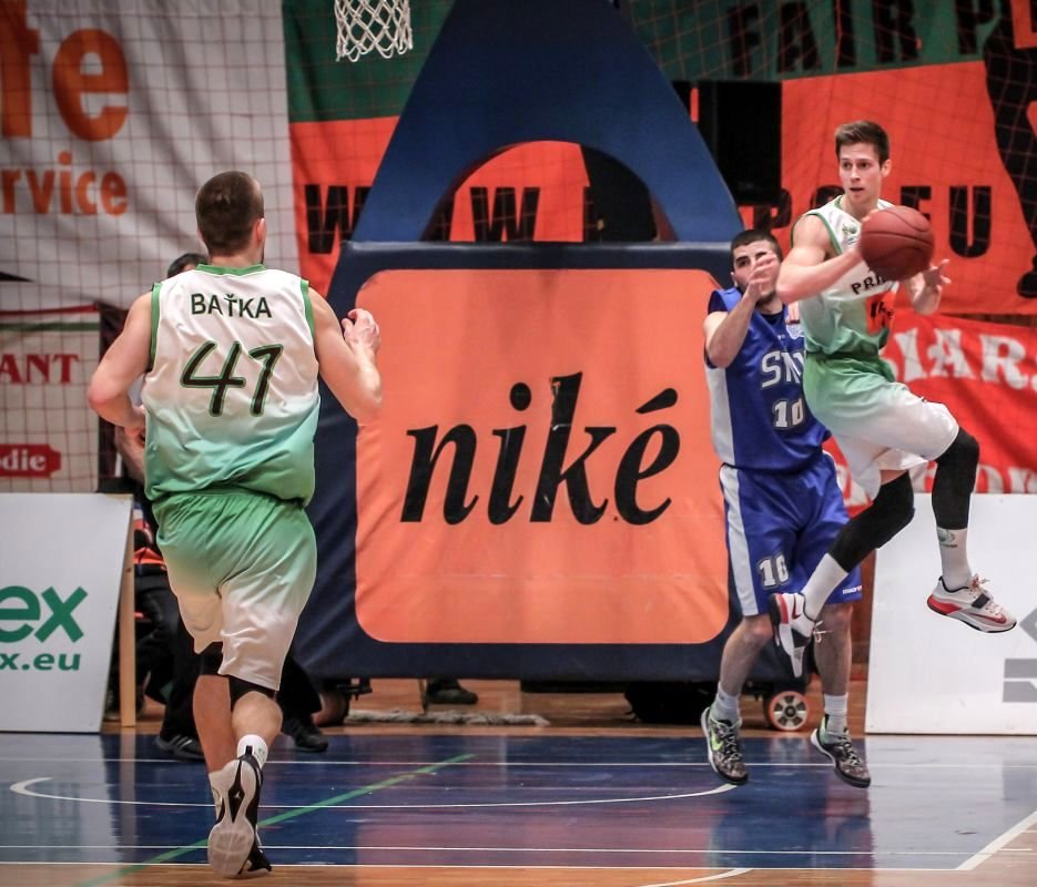 Kto z favoritov zakopne ako prvý? – preview štvrťfinále SBL