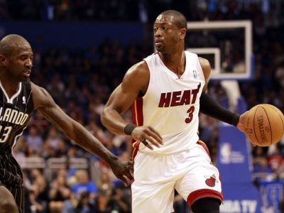 Miami stále živí nádej na účasť v play off, triple-double Jamesa
