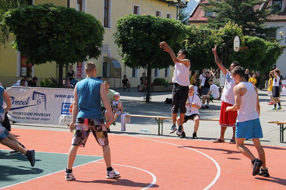 Na Čuhárskom streetballe sa zúčastnilo 41 družstiev