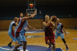 Býci presvedčivo zdolali basketbalistov Nyíregyházy