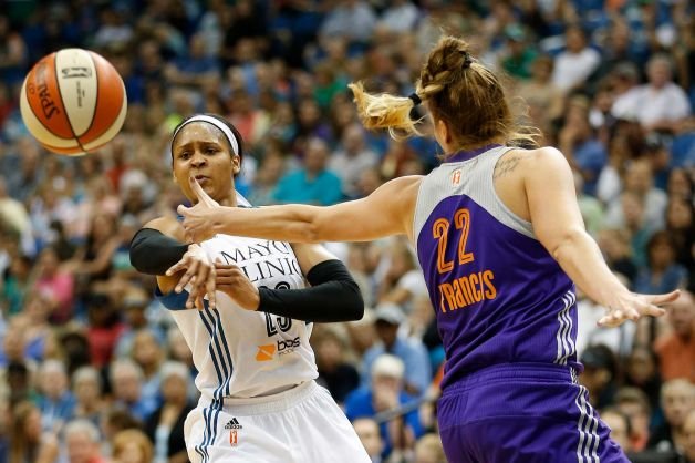 WNBA: Minnesota zdolala Phoenix a v semifinálovej sérii vedie 1:0 na zápasy