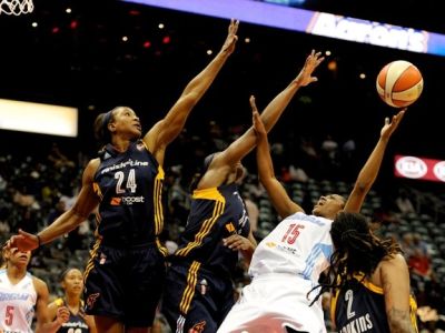 Vo finále play off Minnesota proti Indiane
