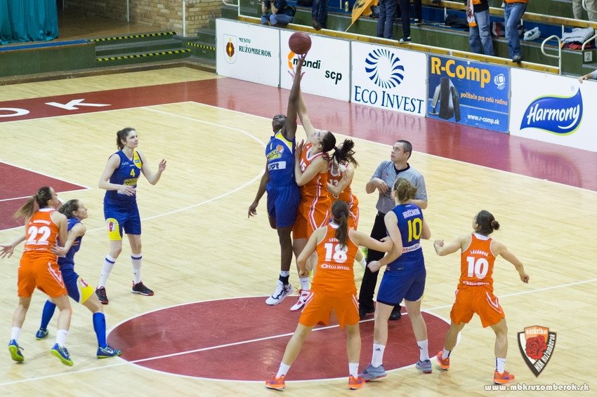 Duel šampiónov magnetom 6. kola Extraligy basketbalistiek
