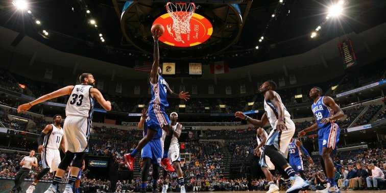 Sixers sa postarali o negatívny rekord, trápia sa aj Knicks