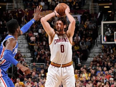 Cleveland s uzdraveným Irvingom zdolal Philadelphiu