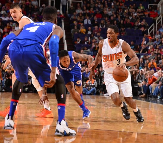 Druhá výhra Philadelphie v sezóne, Cavs vysoko prehrali v Portlande