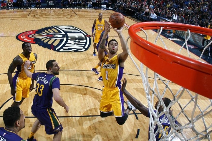 LA Lakers opäť víťazne, v New Orleans ich bodovo potiahol Bryant