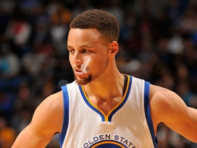 Golden State vyhralo v Orlande, Curry zaznamenal 51 bodov