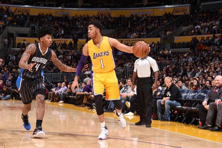 LA Lakers zdolali po obhajcovi trofeje doma aj Orlando