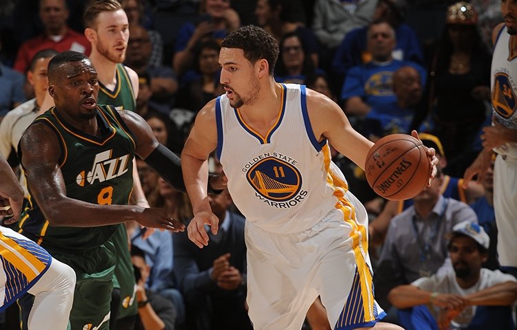 Golden State si poradil s Utahom, Boston vyhral 14. domáci duel v sérii