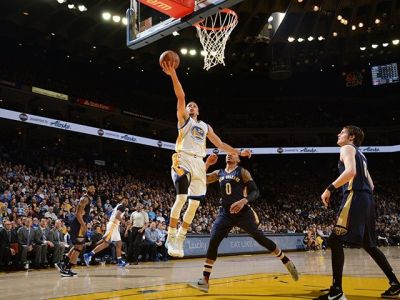 Domácu sériu víťazstiev Golden State nezastavil ani New Orleans