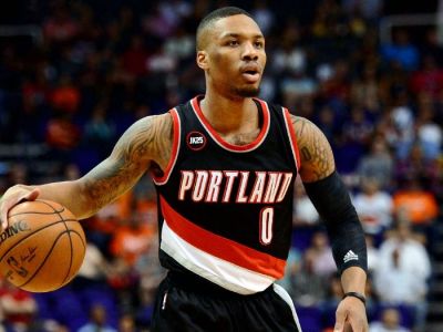 Rozpadla sa im zostava, mali byť na dne NBA, aj tak smerujú do play-off