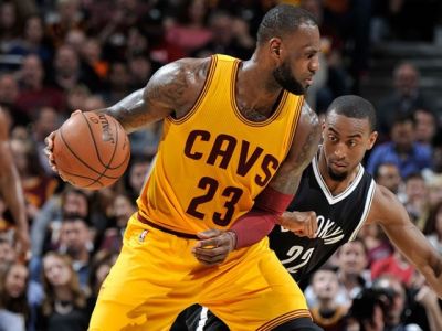 Cleveland zdolal Brooklyn, James poskočil na 12. mieste tabuľky strelcov