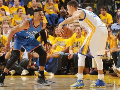 Golden State zdolali Oklahomu 118:91 a vyrovnali stav série