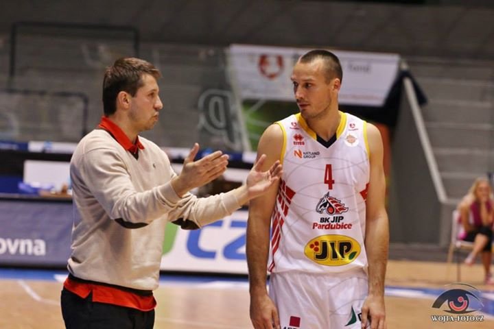 Bohunický s Pandulom potiahli Pardubice k dokonalému úvodu