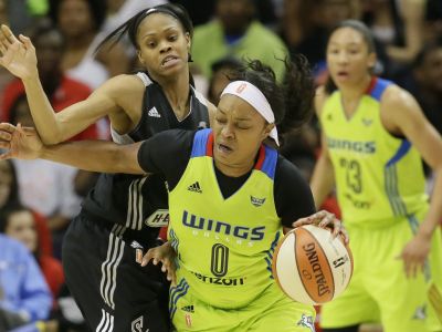 Wings doma porazili Stars po predĺžení