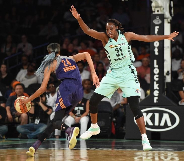 Phoenix Mercury doma podľahol New York Liberty