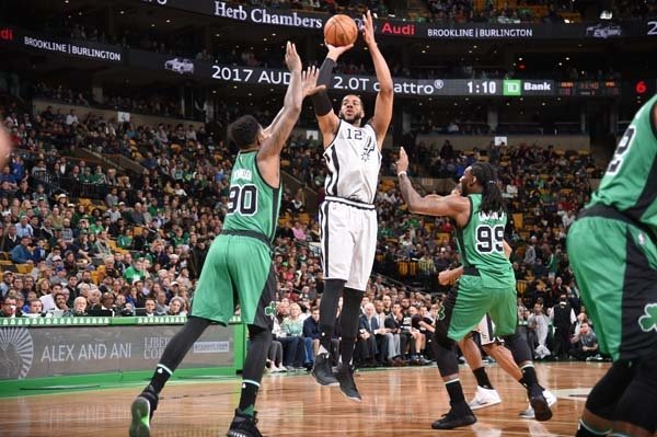 San Antonio s 13. triumfom v sezóne, Brooklyn nezastavil šnúru prehier