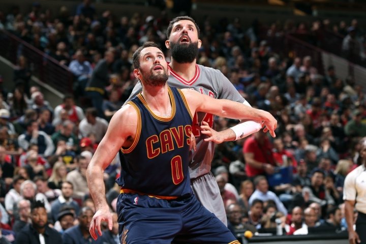 Cleveland si v Chicagu pripísal tretiu prehru za sebou