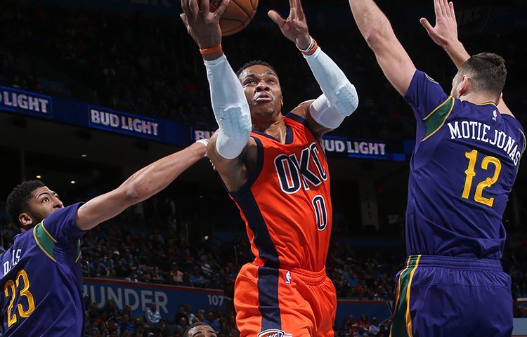 Westbrook dosiahol triple double, pomohol k výhre Thunder nad Pelicans