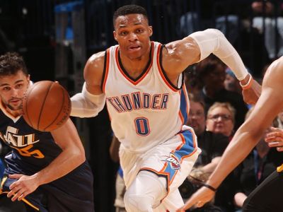 Westbrook s ďalším triple-double, prekonal legendárneho Chamberlaina