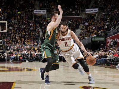 Clevelandu sa vrátil Love, ale zranili sa Irving a Shumpert